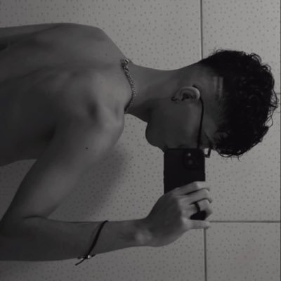 X_katz1's profile picture. 🫦