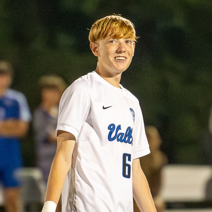 CooperBousselot's profile picture. Cooper Bousselot C/O 2027 Midfielder #1 @UnionKC2009 ECNL | Grain Valley HS Varsity Soccer #6 | Hudl: https://t.co/y0bV8N5GBi |