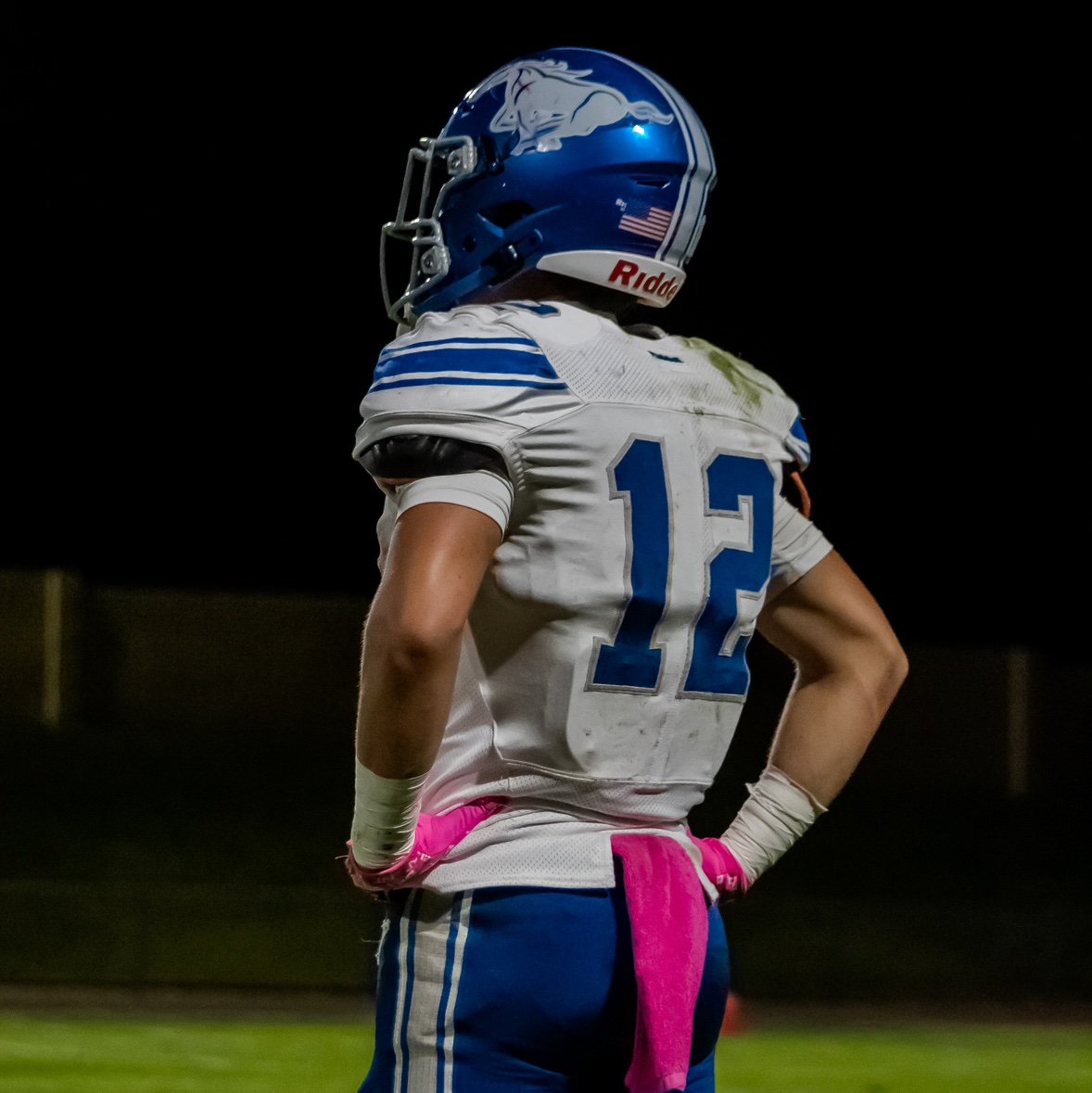 CarsonTRB12's profile picture. Class of 2027• (5’8 165lbs) • RB • (3.1 GPA) • King City Ca📍• 2x all league• Bench: 225 x 2 • Squat: 350x5 • 100m: 11.35 • 40: 4.6