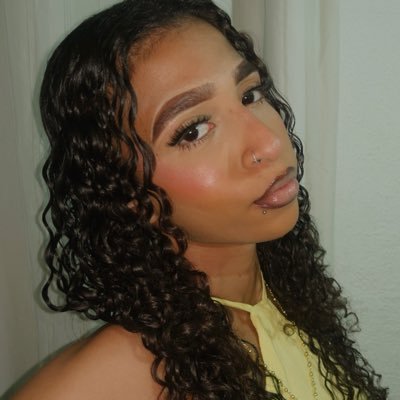 lbeatrizmr's profile picture. 