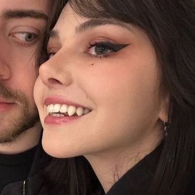 zoiyaop's profile picture. 