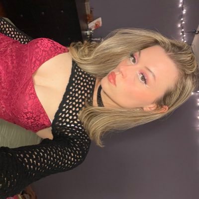 fairyteeth1144's profile picture. virgo 🪩🫧🪄🧚🕯️