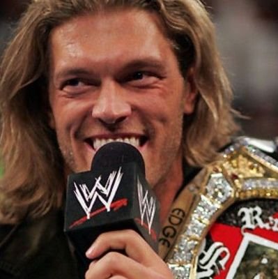 Mr1_1G's profile picture. My name G.
I draw sometimes.
multi-fandom (mainly Hellsing and WWE).
I like guys in red coats and I love ray.