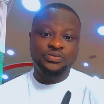 larryhover22's profile picture. everyday I have two option continue chasing dream or continue sleeping ..Day trader _||Forex trader || croupier || Crypto trader ||MUFC