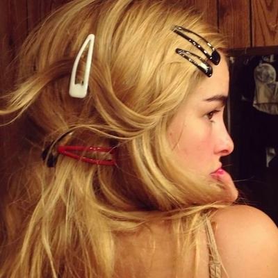 Plessisroses's profile picture. eu só tenho 3 assuntos: kieran culkin, ariana grande e taylor swift (tem cinema mas quem liga pra o que eu posto?