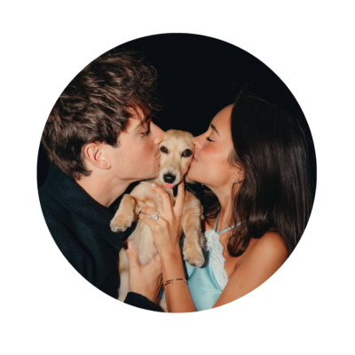 Azlex's profile picture. @Chfrles holds her heart.