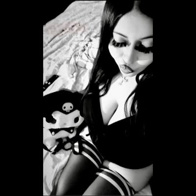 fondsofangel's profile picture. 𝖁𝖊𝖓𝖌𝖊𝖆𝖓𝖈𝖊 𝖎𝖘 𝖒𝖎𝖓𝖊 || 21 || @eyesclosedtripn🤍