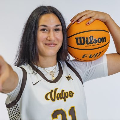 milana_nenadic's profile picture. 6’3” PF/C | Valparaiso WBB | University of Maine & Idaho State University Alum | Team Canada🇨🇦 | Blue Star 30 | Master of Business Administration