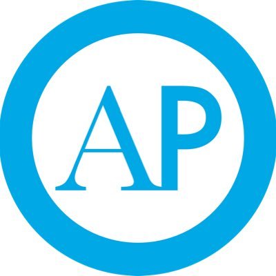 ArtPopStGallery's profile picture. We believe that art connects people and builds vibrant communities. 501c3 nonprofit - #ArtPopCLT