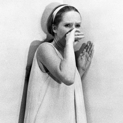 tigrilover's profile picture. fanática de ingmar bergman, los vampiros, la literatura y los perros. david bowie es mi marido.