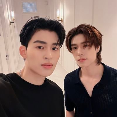 its23feb's profile picture. support #PondPhuwin
♡ ppnaravit 
♡ phuwintang
♡ permpoon
ขอบคุณที่เกิดมาให้รัก