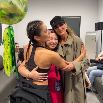 LEONAxTINISTA's profile picture. Inconscientemente siempre sabes lo que necesita mi corazón…. 🥹🫰🏻🤍 Mi corazón siempre siempre será un lugar seguro para ti ❤️‍🩹