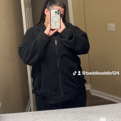 baddieeaddiee26's profile picture. HMU for personal sales 🤭 all of my explicit content is not free & is not posted on this page !