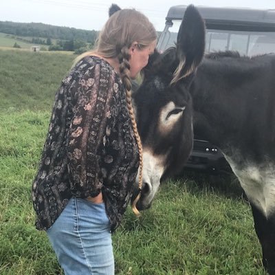 LauraGMtnLady's profile picture. Love critters, nature, books n blues. TY Vets, Farmers, and Truckers. ❣️