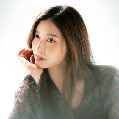 flauricing's profile picture. ...of documents and playlists.