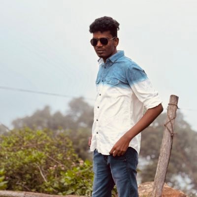 Baskar_2k_boy's profile picture. 23 🥂