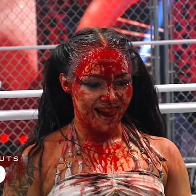 odeiofinalfeliz's profile picture. oq ameniza minha dor é pacote com dois milhão, cifrão. 
⸸ 𒉭𓂀