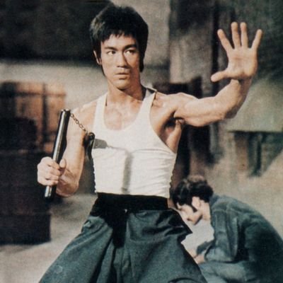 MaximumsMammoth's profile picture. Defeat simply tells me that something is wrong in my doing; it is a path leading to success and truth.
~ Bruce Lee
