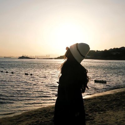 MayaEverlyC's profile picture. 🌿 She’s rooted in grace, but reaching for the stars. 🌱🌞