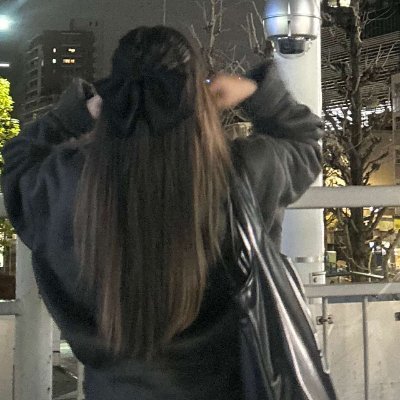 eEsbugXeAAOMY5S's profile picture. 夜行性 🌙 夜になると元気になるけど、朝は死んでる 😇