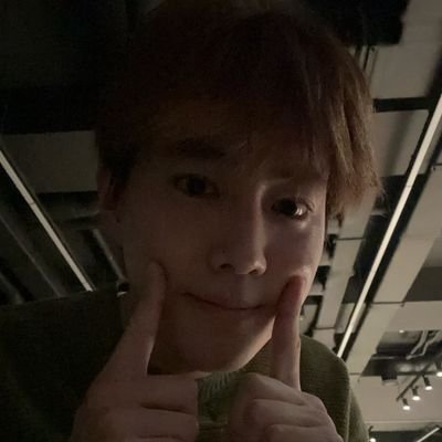 bbunny0112's profile picture. (🤍) 𝒪𝒯 ₉ ✿ 
@weareoneEXO ( ♡ ) ily ୨୧ to the moon and back ᚐ 🎀 แอคเก่าโดนระงับ
