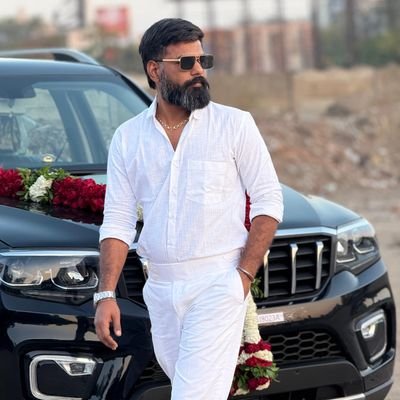 jecky8888's profile picture. રુપ રંગ સાથે ખાલીખમ ખટારાને નવા ઘાટ ઘૂટ આપુ છું. સપનાઓ અનેક કંડારી ખટારાને આખરી ઓપ આપુ છું. ।।कुष्णम सदा सहायते।।