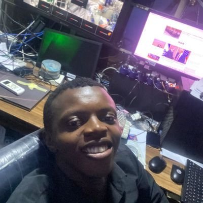 NijaDeveloper's profile picture. 🚀 Golang Fullstack Engineer  
💻 Crafting high-performance systems with Go,   
📦 PostgreSQL | MongoDB | Docker  
🌍 Based in Port Harcourt, Nigeria