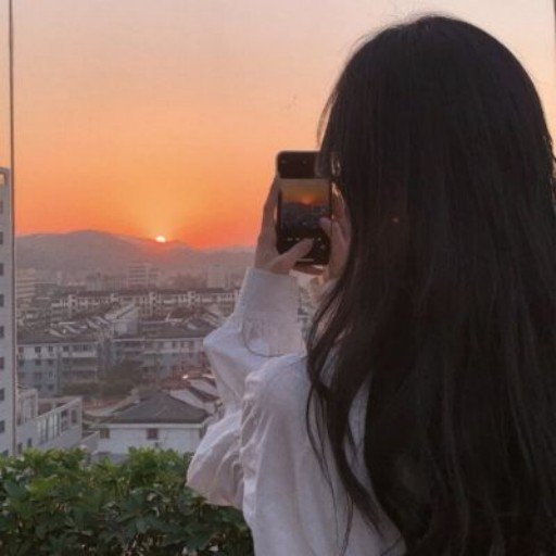 eo22dvmhd93290's profile picture. The world is as big as your heart