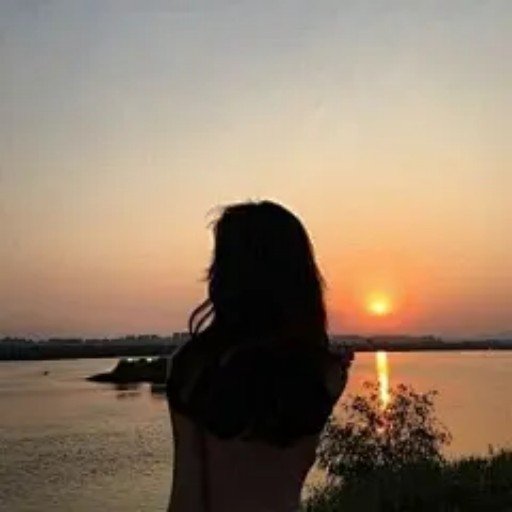 8uho3n3p24426's profile picture. The world is vast, depending on how big your heart is