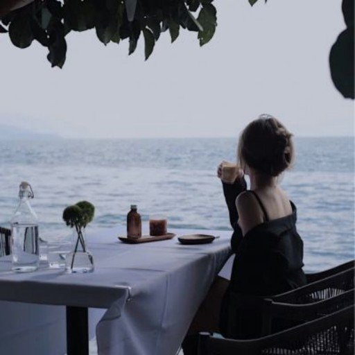 s5hpw3688b69901's profile picture. The world is vast, depending on how big your heart is