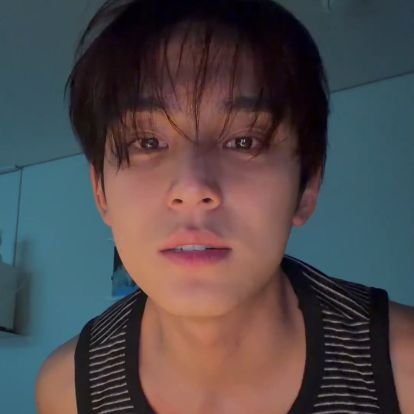 Lensaeo's profile picture. 