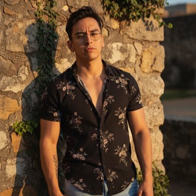 ObedCarrera's profile picture. 🏳️‍🌈 •VIVO CON VIH • Tengo un Podcast en Spotify • Sextuitero? Más o menos • Piensa antes de tuitear •
