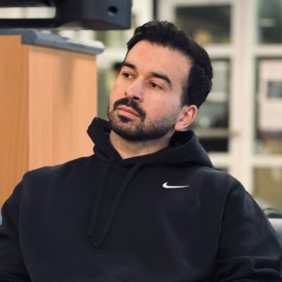 ParsaRiazi's profile picture. wanna be contigo