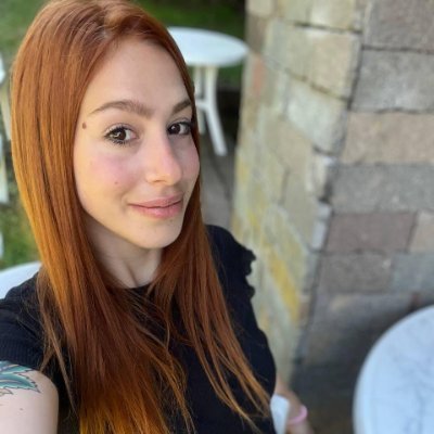 spetiteblonde's profile picture. Curieuse, joueuse et toujours un peu direct ...
Rousse en vraie🏵
workout🌸