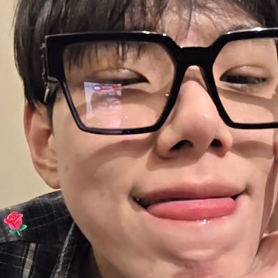 thanapipat22's profile picture. #oueiija #ไดโน่ของต้าห์อู๋ #ThewayOffroad #offroadKTP #AAashirakorn #4EVE ทั้งวง รอบส่งพฤ - จันทร์ #reviewttime #KengNamping #aespa