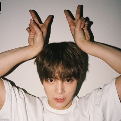 eytchwan's profile picture. 🐢🐶🐺🐹🐝 she/her 🐻🐰
임창균 너 내가 평생 사랑해줄거야 💜
내게 사랑을 알려준 네게 정말 고마워 💙 ◡̈♡
주허니가 내 세상에 일부가 되어줬을때부터 내 인생은 더 많이 밝어졌어 💛 ⋈
199x | Fan account