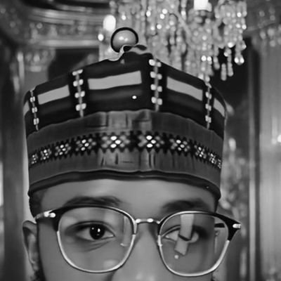 zakarisaeed602's profile picture. what goes around comes back around ✌