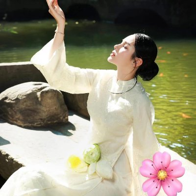 HThTuytPhc72686's profile picture. 