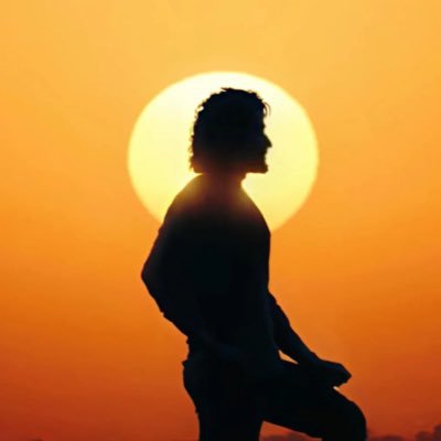 Aravvv290365's profile picture. 