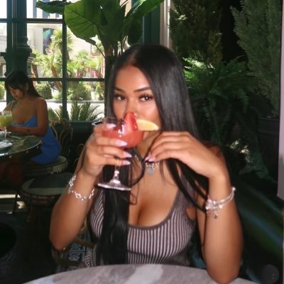 mannequette's profile picture. ㅤㅤ⠀ ⠀