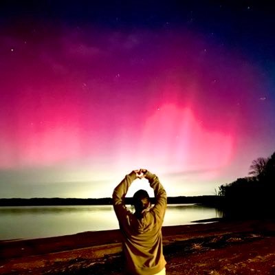 lysswx's profile picture. uofl meteorology '29 ☀︎ kywx☀︎certified storm spotter☀︎