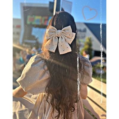 SachdevaVaarya's profile picture. 𓂀 𝒴𝑜𝓊 𝑜𝓃𝓁𝓎 𝒽𝒶𝓋𝑒 𝑜𝓃𝑒 𝓁𝒾𝒻𝑒, 𝒷𝓊𝓉 𝒾𝒻 𝓎𝑜𝓊 𝓁𝒾𝓋𝑒 𝒾𝓉 𝓌𝑒𝓁𝓁, 𝒾𝓉 𝓌𝒾𝓁𝓁 𝒷𝑒 𝓂𝑜𝓇𝑒 𝓉𝒽𝒶𝓃 𝑒𝓃𝑜𝓊𝑔𝒽. 𓂀