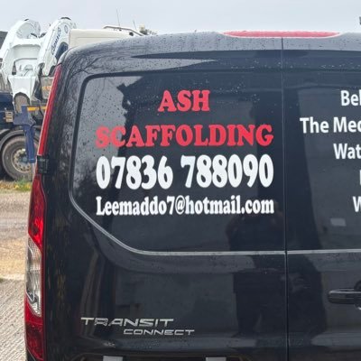 leemaddison65's profile picture. 