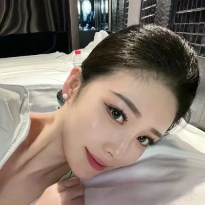 croissanttjane1's profile picture. 