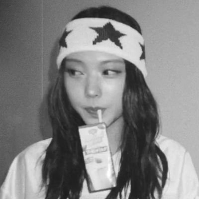 jaehyundate's profile picture. brazilian • 22y • she/her. ♡