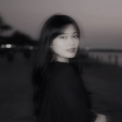 aprilnoob's profile picture. only god can judge me