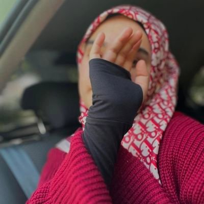 yrfjsgf's profile picture. Designer 🙂‍↕️