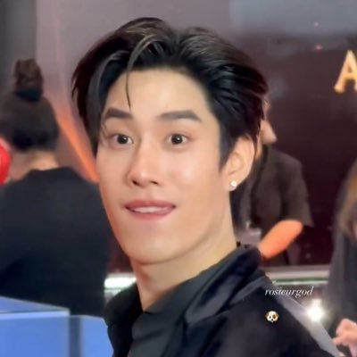 workablehip's profile picture. ☆ minor dni‼️