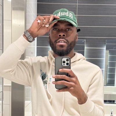 StackzWorld215's profile picture. Independent Philly Artist. (TheGvngWay) Lifestyle Creator. A DemiGod ♏️. Multifaceted Gambler 🎲 https://t.co/y2Zbie5irv