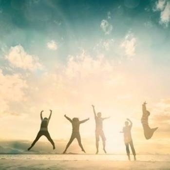 million_couple_'s profile picture. 会社員として働きながら、長期・分散・低コストを基本としたインデックス投資と安定した家賃収入を生む不動産投資を実践し、金融資産1億円を40代で達成。 培った知識と経験をもとに、**販売をしないFP**として活動し、正しい金融知識を広め、金融教育を通じて、「誰でも経済的自由を目指せる時代」を作ることを目標とします。